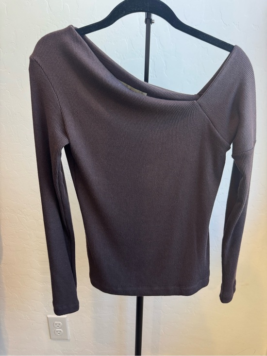 Enza Costa Sweaters - Enza Costa Angled Exposed Shoulder Brown Ribbed Sweater